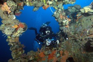 UW photographer in Coron Wreck Dive